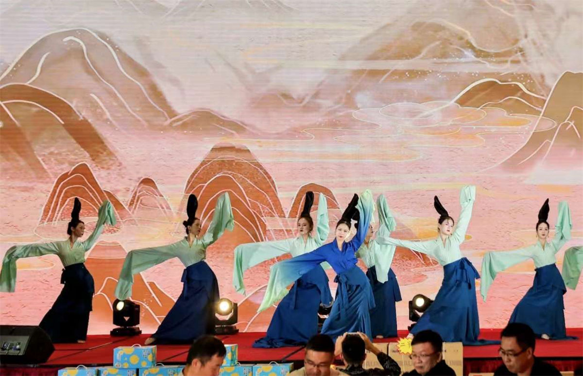 饲料微量元素添加剂公司zoty中欧体育全站(中国)APP下载之夜 (7)