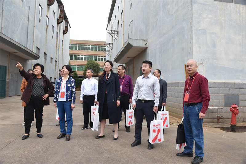 良庆区人大常委会检查组莅临zoty中欧体育全站(中国)APP下载检查